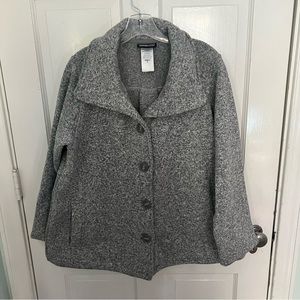Patagonia heather gray soft knit jacket in excellent condition.